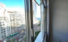 Apartamento Amplo 44m2 Copacabana - 2 quadras da Praia