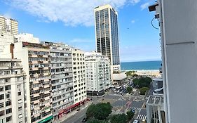 Apartamento Amplo 44m2 Copacabana - 2 quadras da Praia
